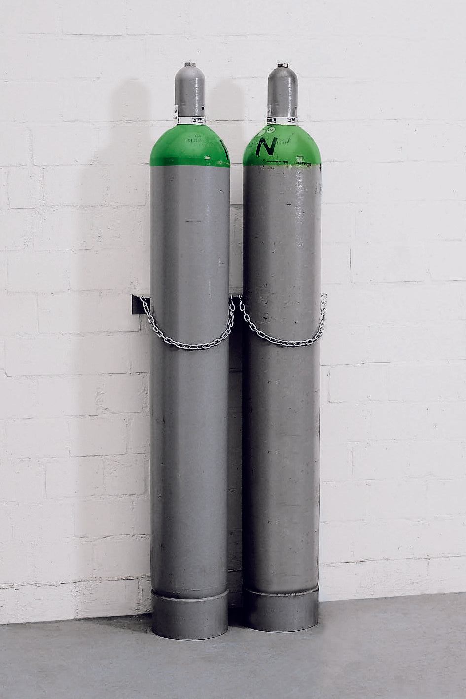 Gasflaschen-Wandhalterung aus Stahl für 2 Flaschen à  Ø 230 mm, Stahl verzinkt